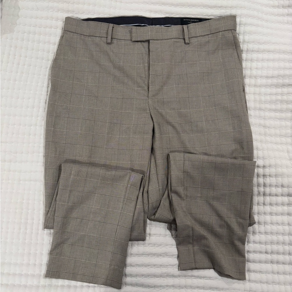 Men’s BANANA REPUBLIC dress pants